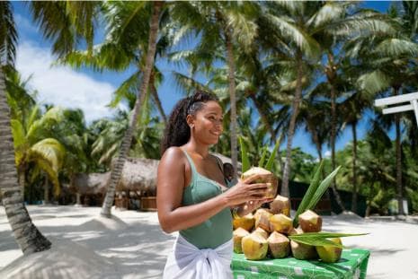 Jednodenní výlet na ostrov Saona z Punta Cana s obědem s otevřeným barem — Guided tour and outdoor activity