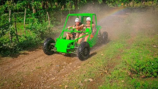 Dominikanische Republik 4-in-1: Buggys/Ziplines/Pferde/Kultur — Guided tour and outdoor activity